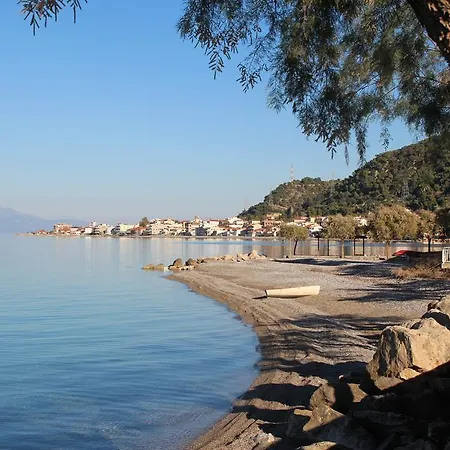 Family Apartment Derveni